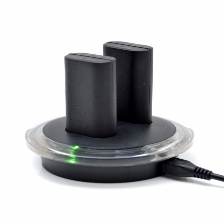 2 wiederaufladbare Batterien SND-362 + USB-Kabel + Ladestation mit LED-Anzeige für X-One Wireless Controller