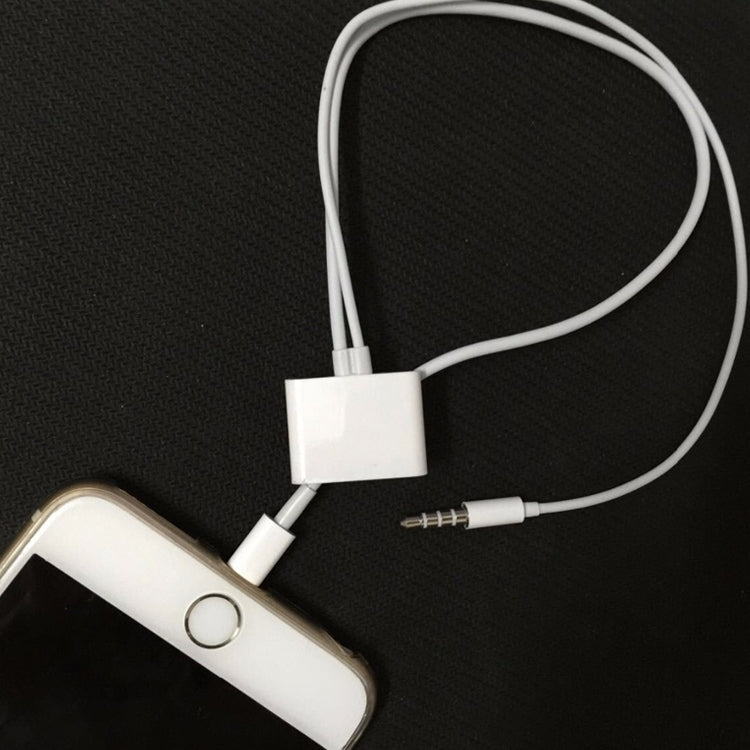 Le convertisseur de câble audio 2 en 1 30 broches femelle vers 8 broches + 3,5 mm ne prend pas en charge le téléphone iOS 10.3.1 ou supérieur (blanc)