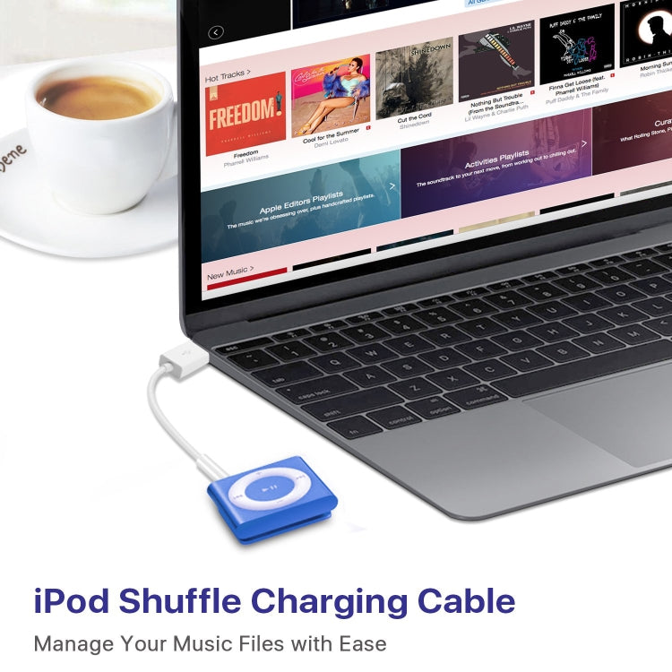 Enchufe corto de 3.5 mm a Cable de Carga USB para iPod Shuffle longitud: 10 cm (Blanco)