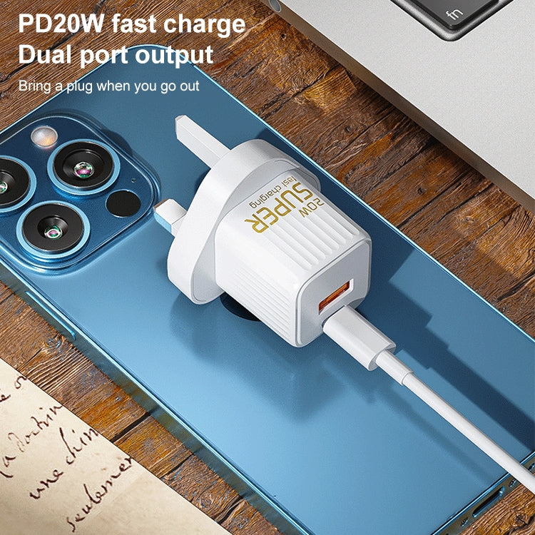 WK WP-U138 PD20W Type-C / USB-C + USB Chargeur d'alimentation à charge rapide Prise britannique