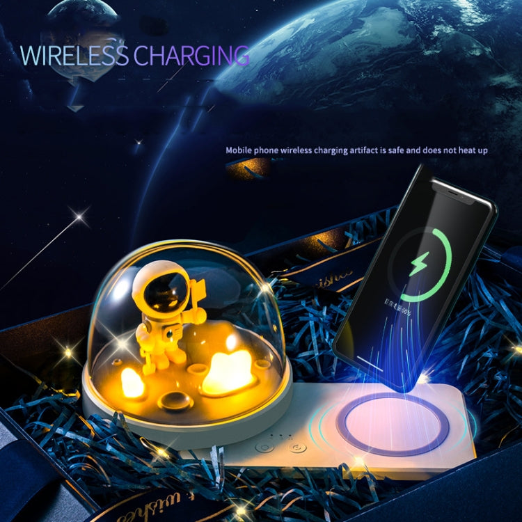 Decorative Table Lamp Wireless Fast Charging Smart Bluetooth Music Light Style: Basic Model (Astronauts)